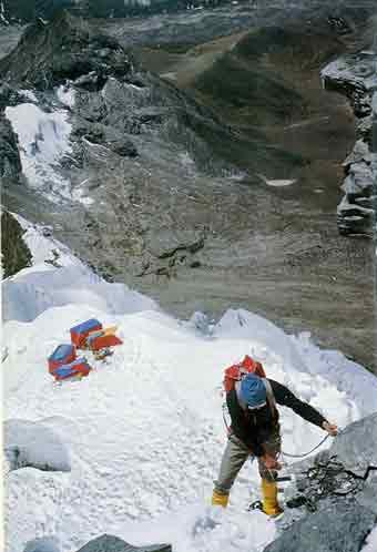 
Climbing Lhotse South Face above camp 1 in 1975 - G I und G II: Herausforderung Gasherbrum (Reonhold Messner) book

